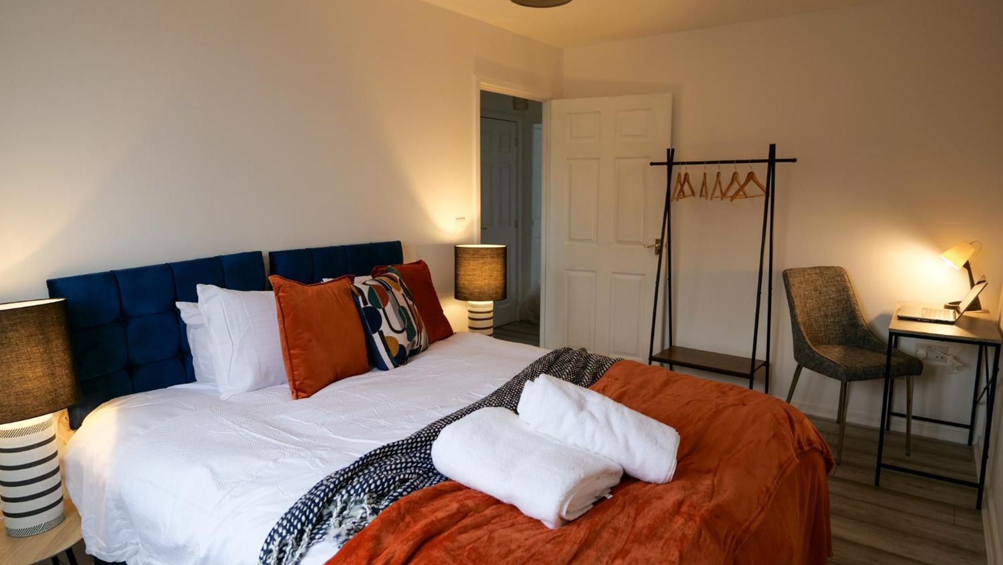 Apartment Tranquil Urban Haven Swindon