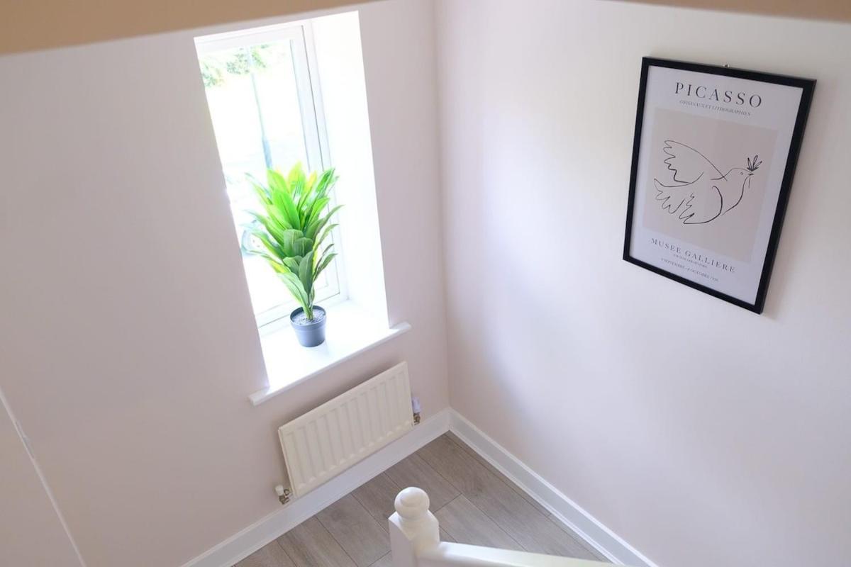 Haydon 5bed Sleeps 9 * Swindon