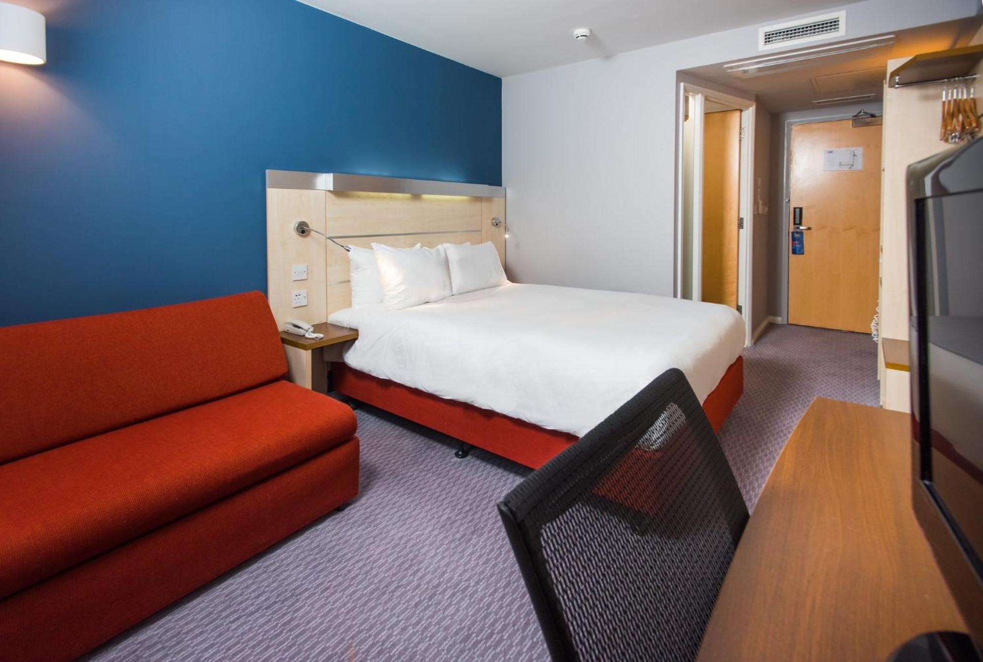 Express Centre By Ihg 3* Swindon