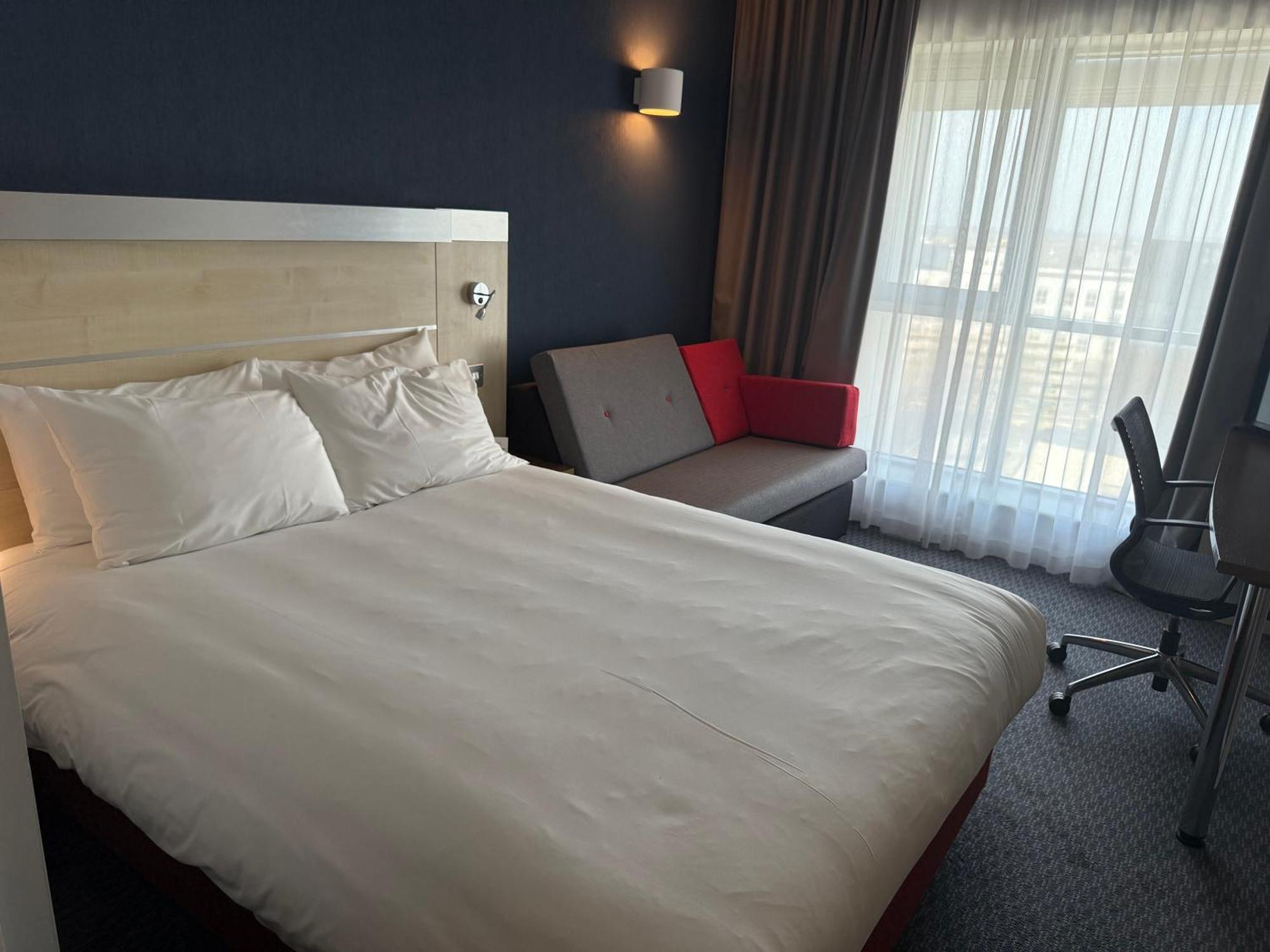 Express Centre By Ihg Swindon