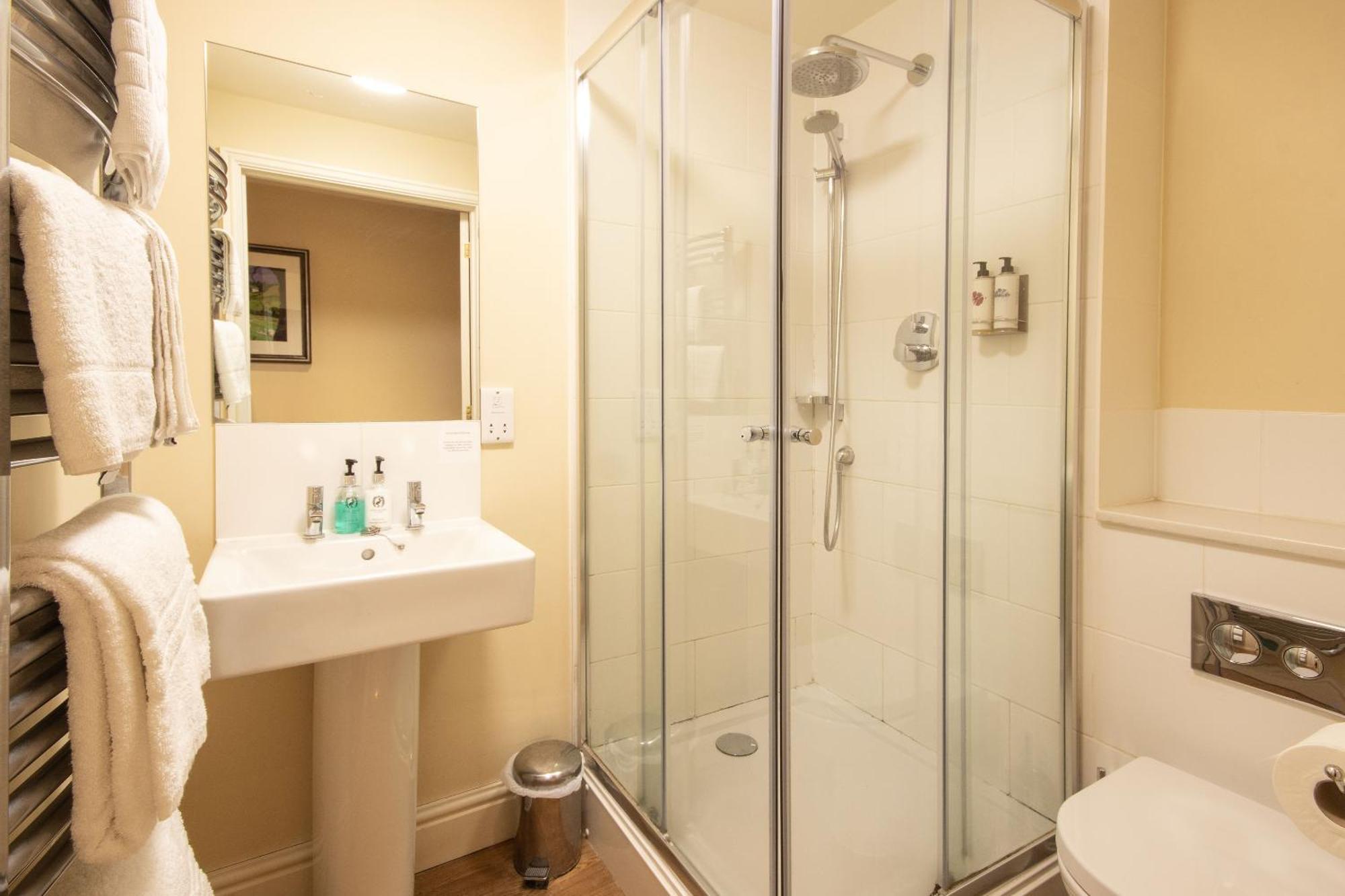 Bed & Breakfast The White Hart, Wroughton