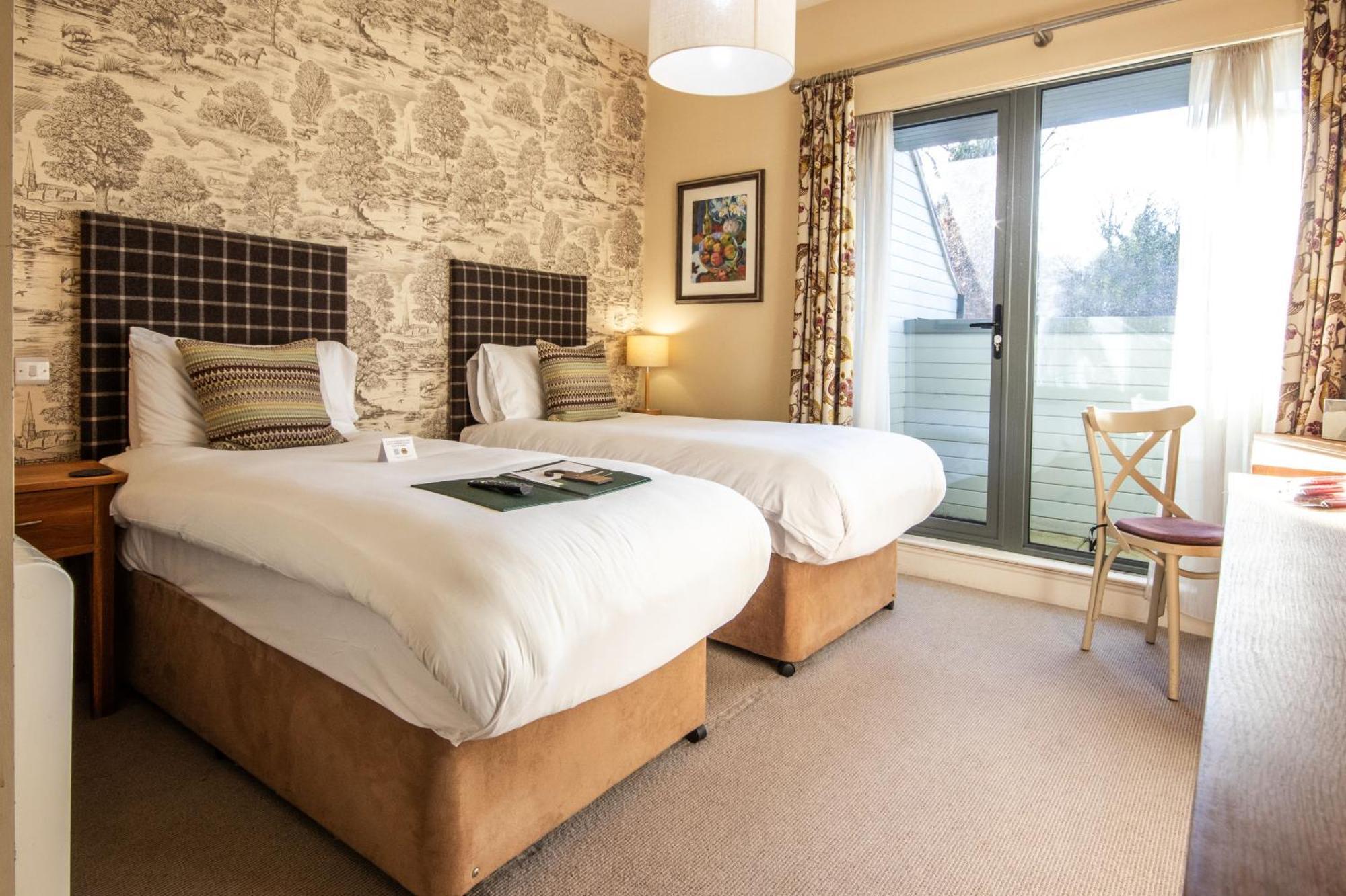 Bed & Breakfast The White Hart, Wroughton 3*