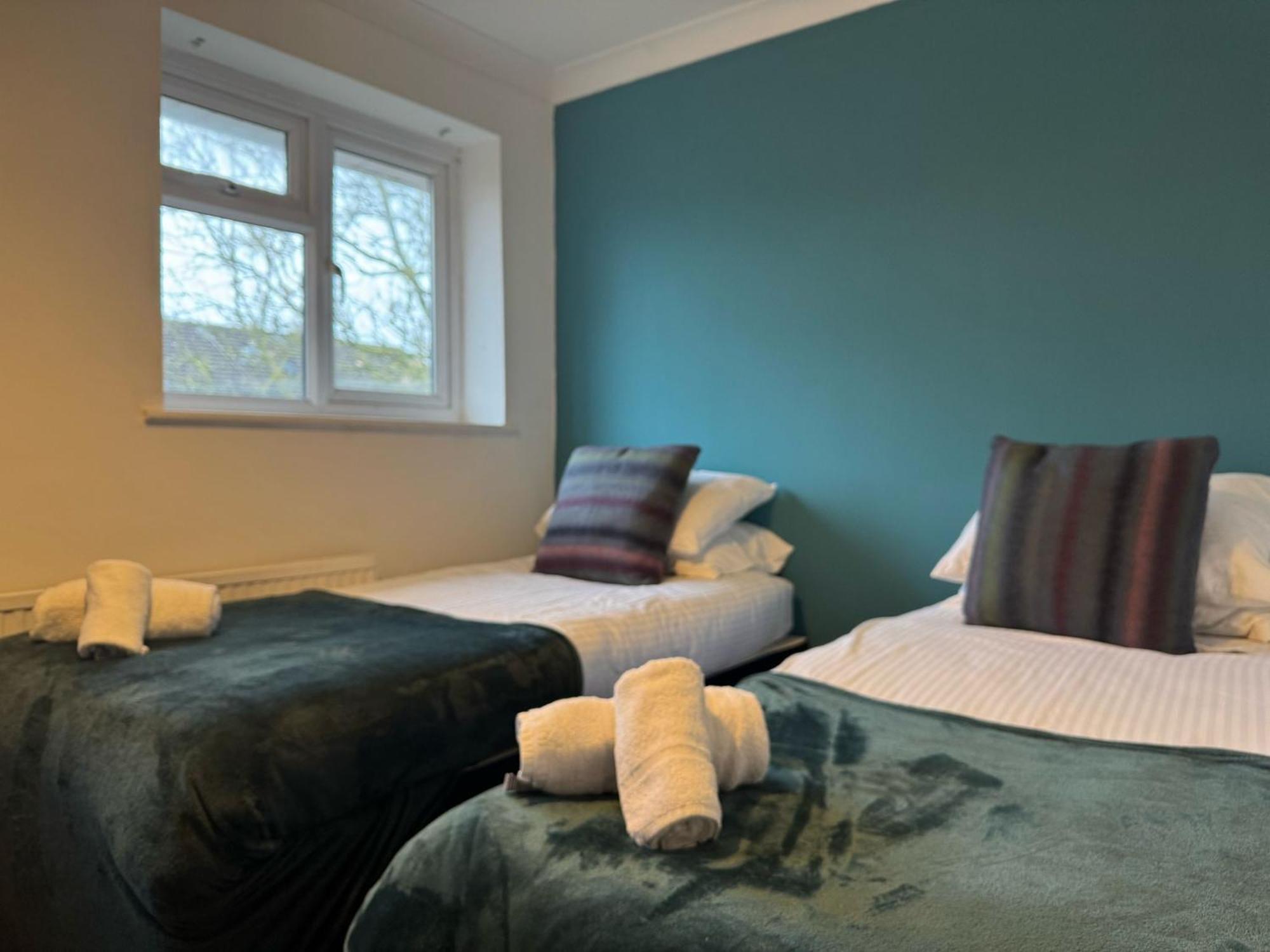Alder 3 Bedroom Semi Ample Parking Holiday home *