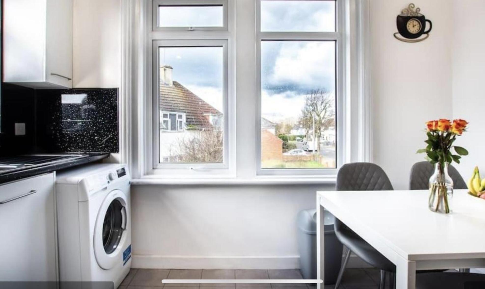 A Cosy 2 Bed Flat In Swindon