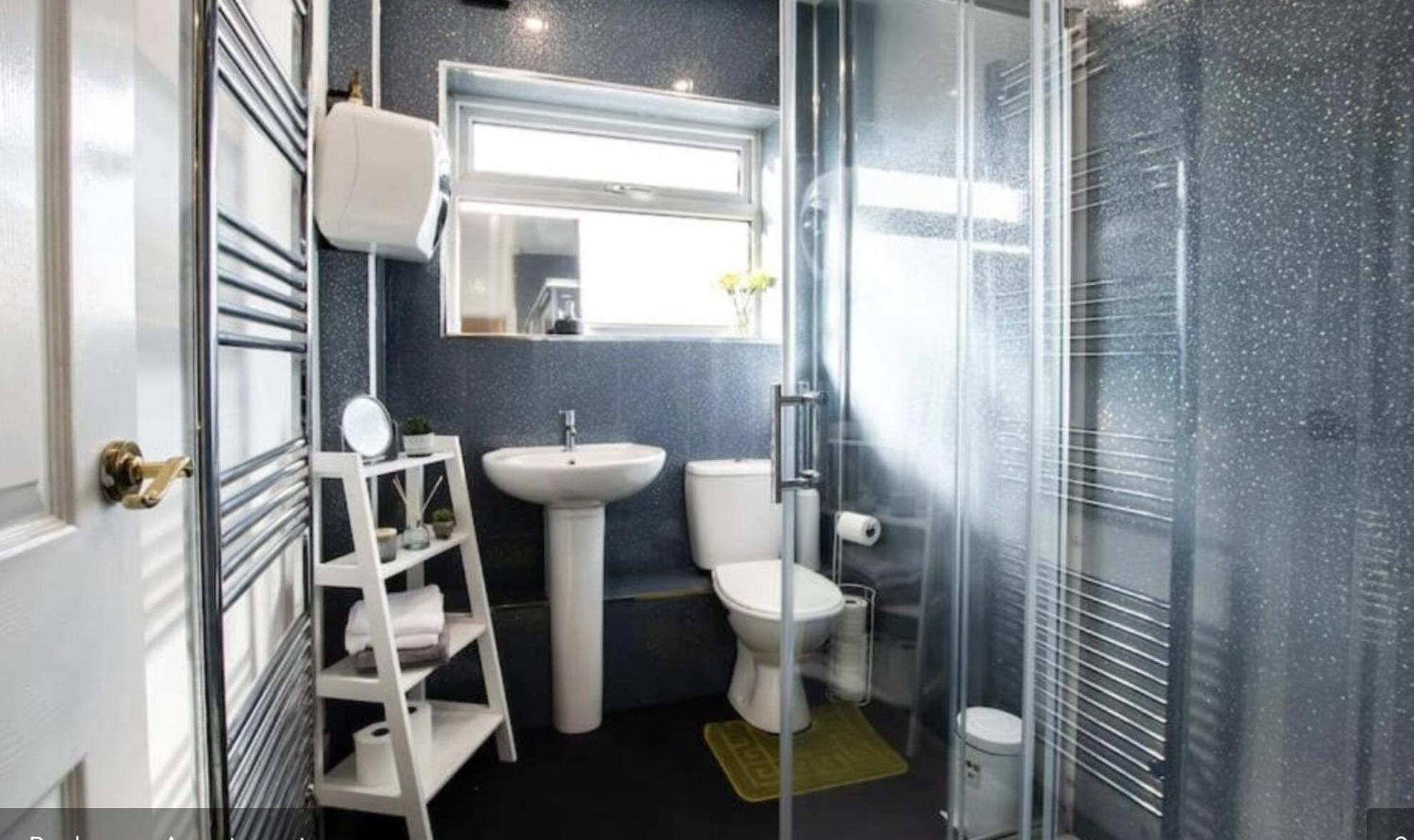 A Cosy 2 Bed Flat In Swindon