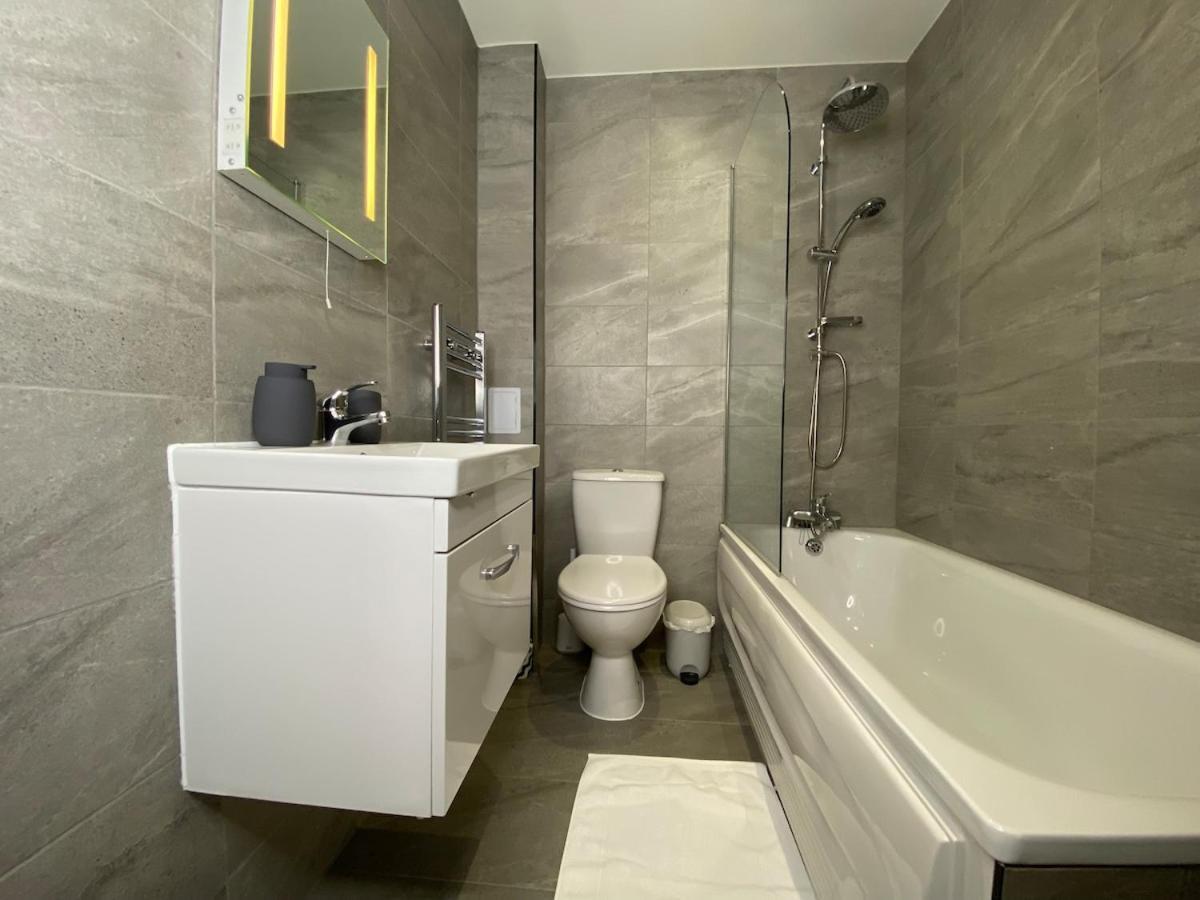 Apartment Town Centre Two-bedroom
