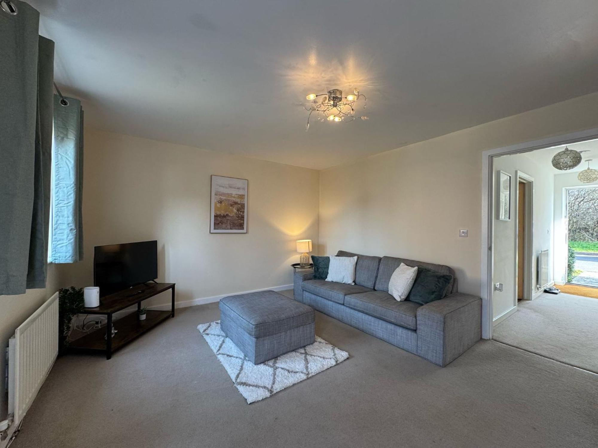 Hanwell House Sn25 Long Sleep 5 Free Parking Swindon