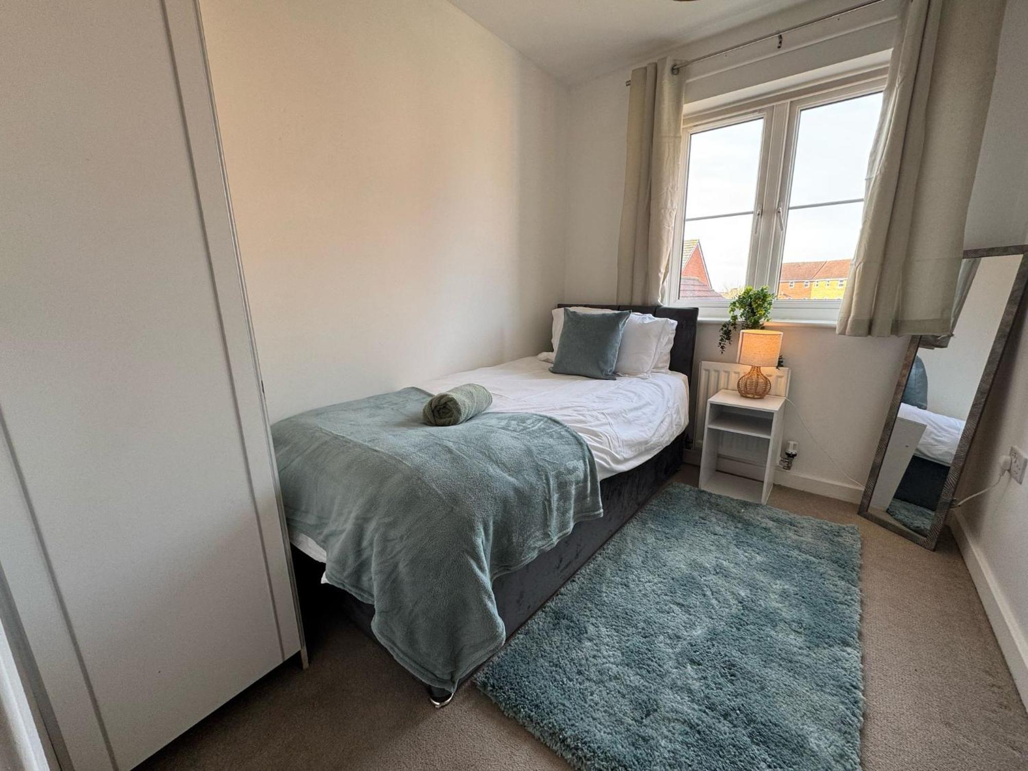 Hanwell House Sn25 Long Sleep 5 Free Parking Casa de férias Swindon