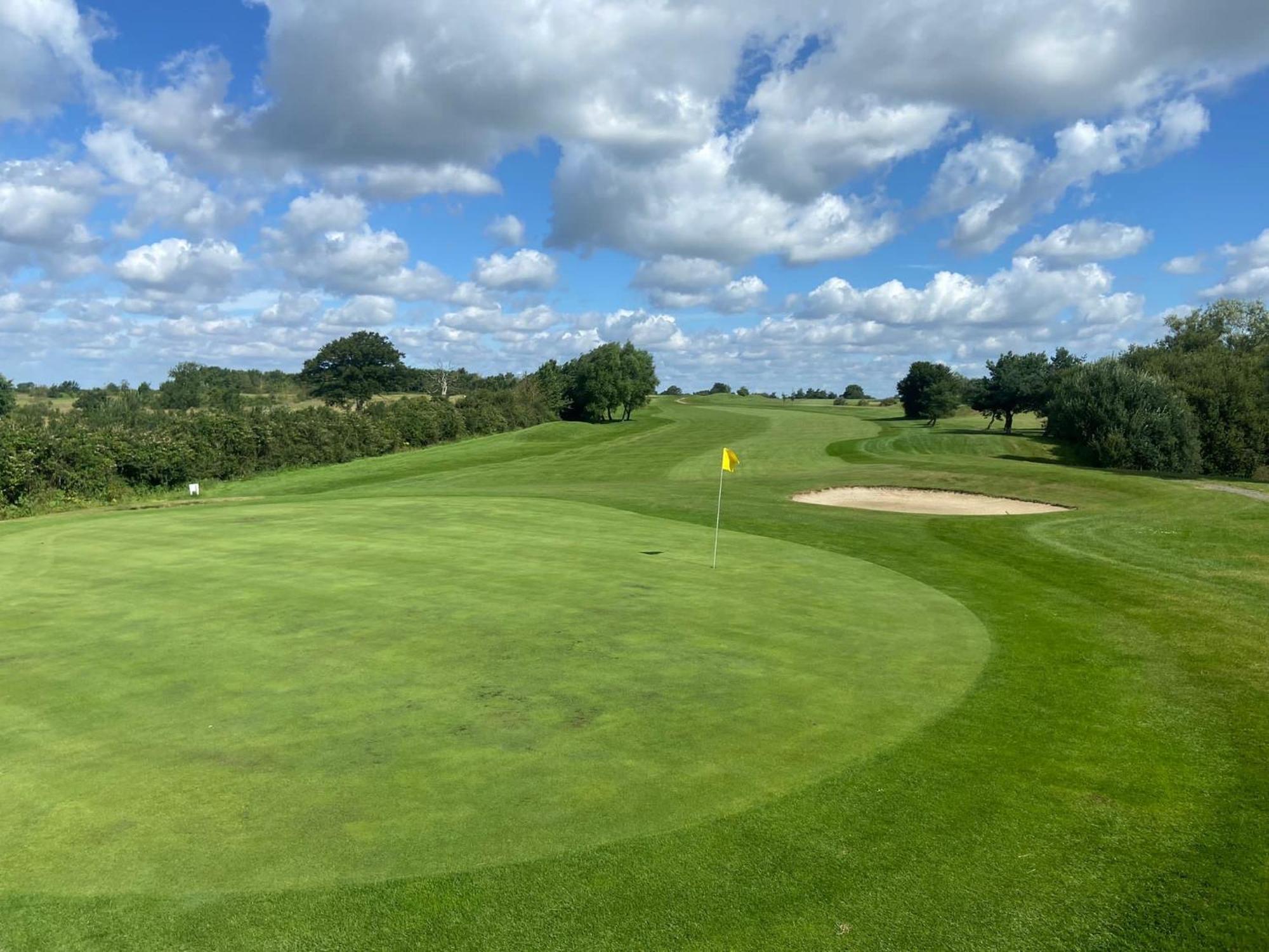 The Wiltshire Hotel, Golf And Leisure Hotel