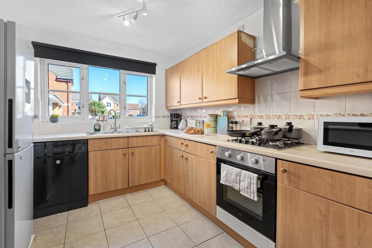 Colman Park Apartment Swindon