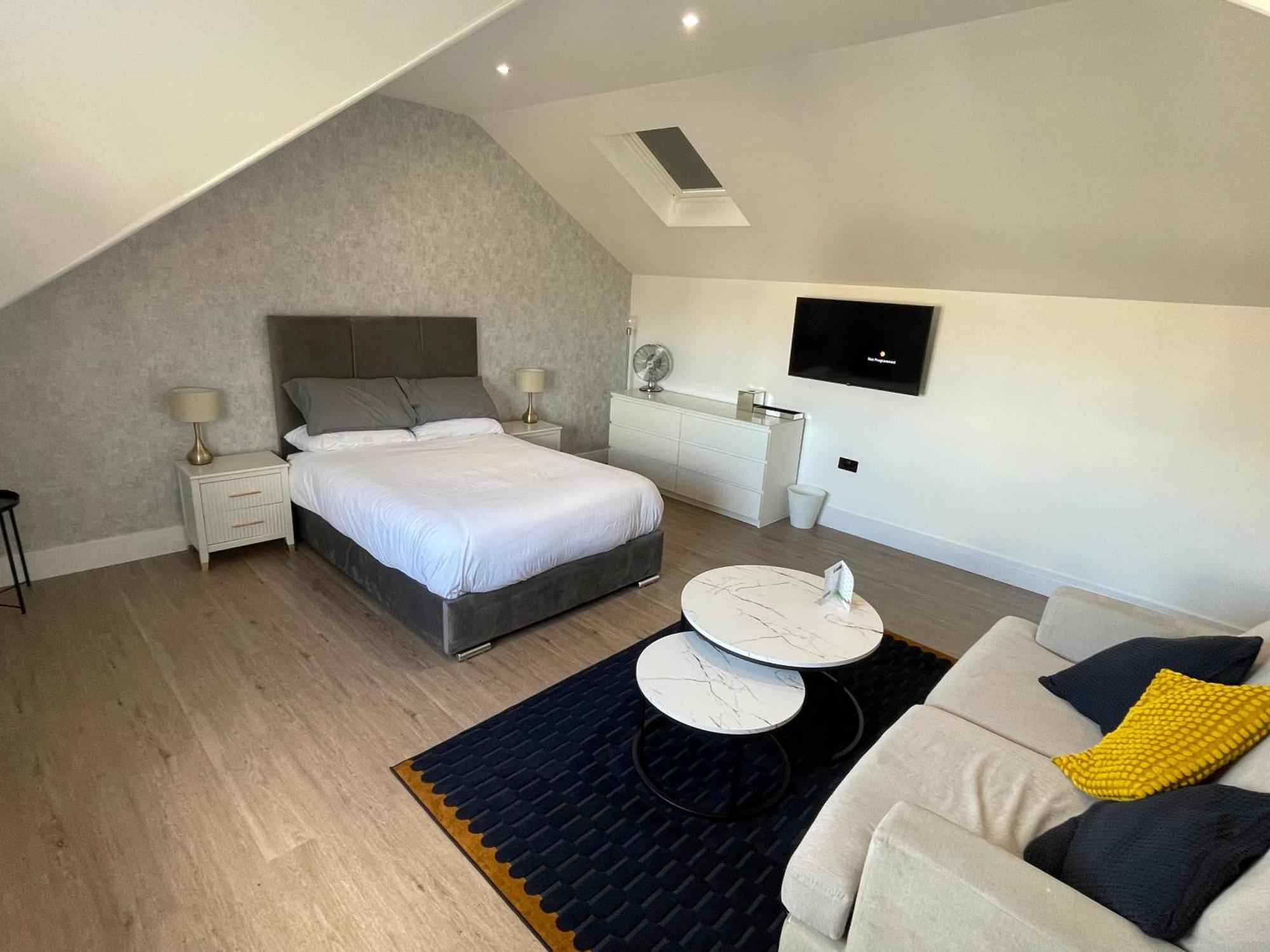 Welcome 55b- Self Check-in Whole Fully Refurbished Aparthotel