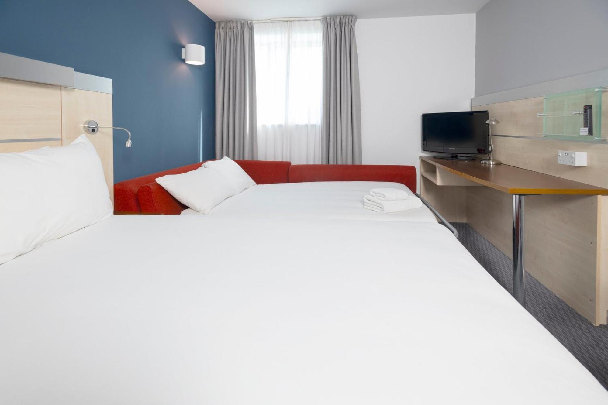 Express Centre By Ihg Hotel