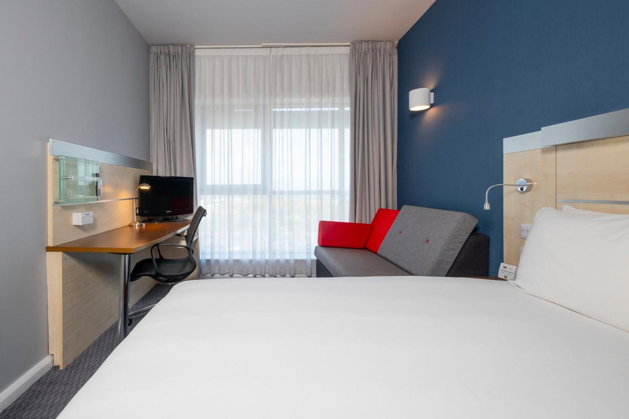 Hotel Express Centre By Ihg Swindon