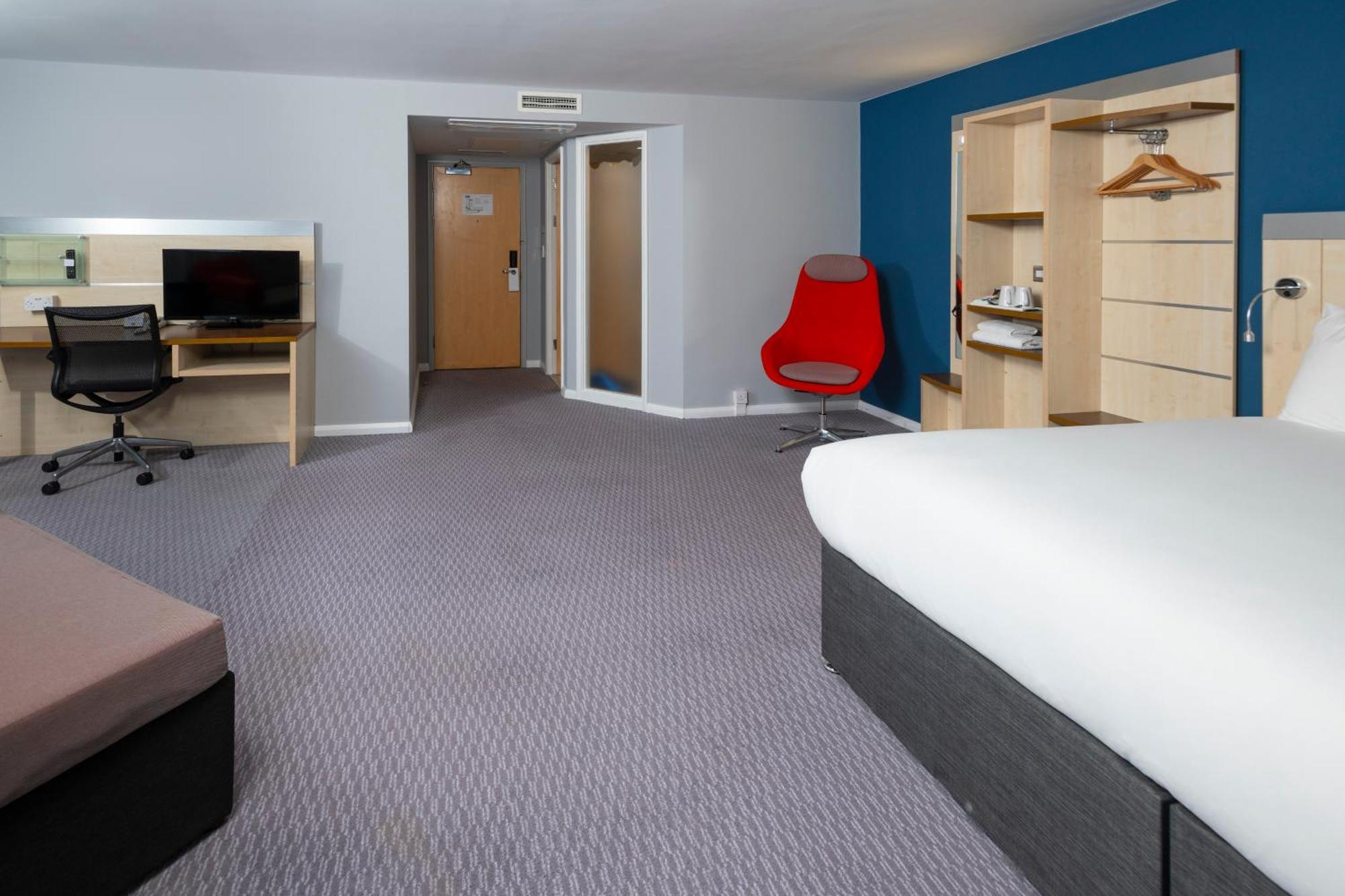Express Centre By Ihg 3* Swindon