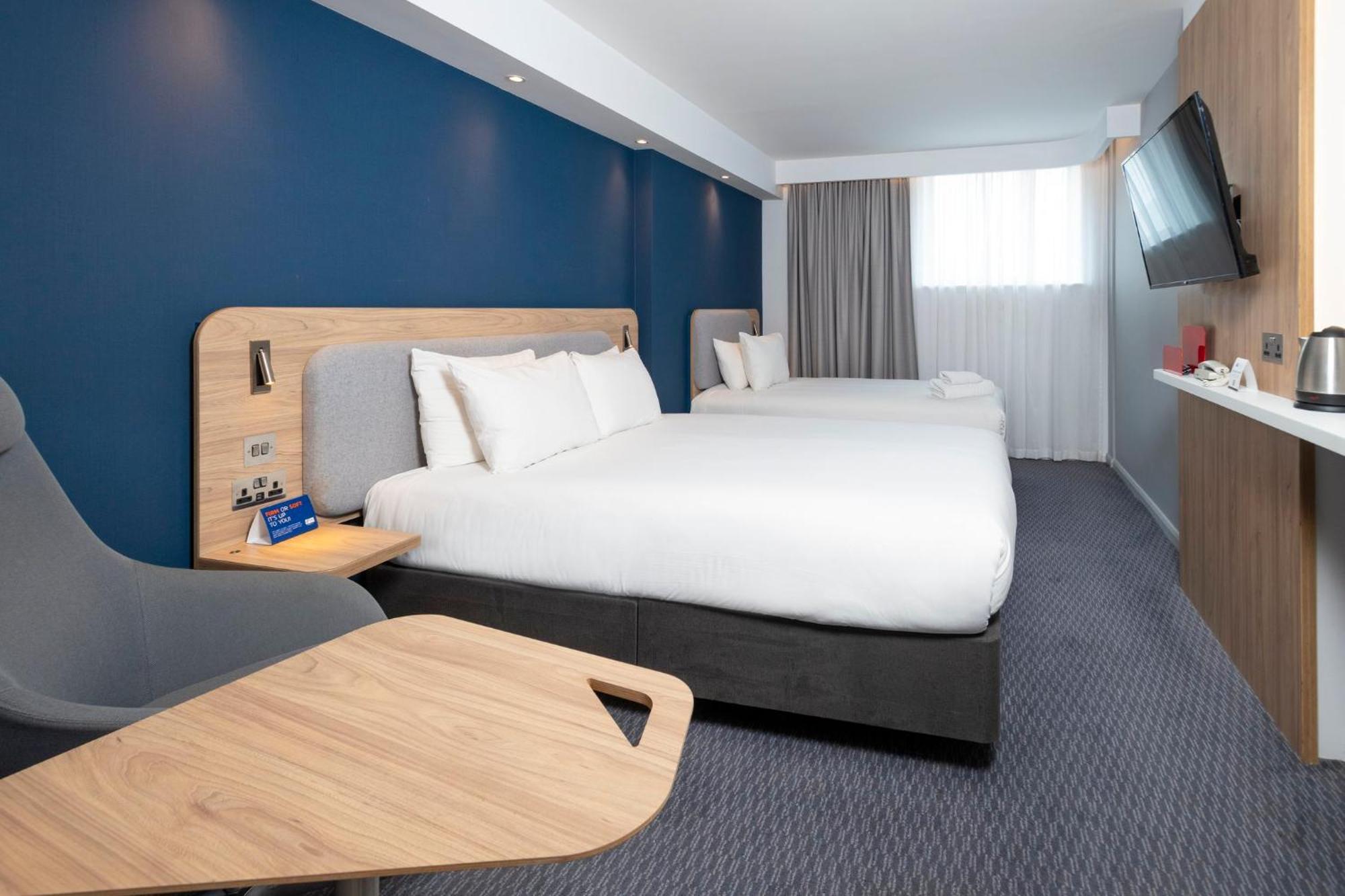 Express Centre By Ihg 3* Swindon