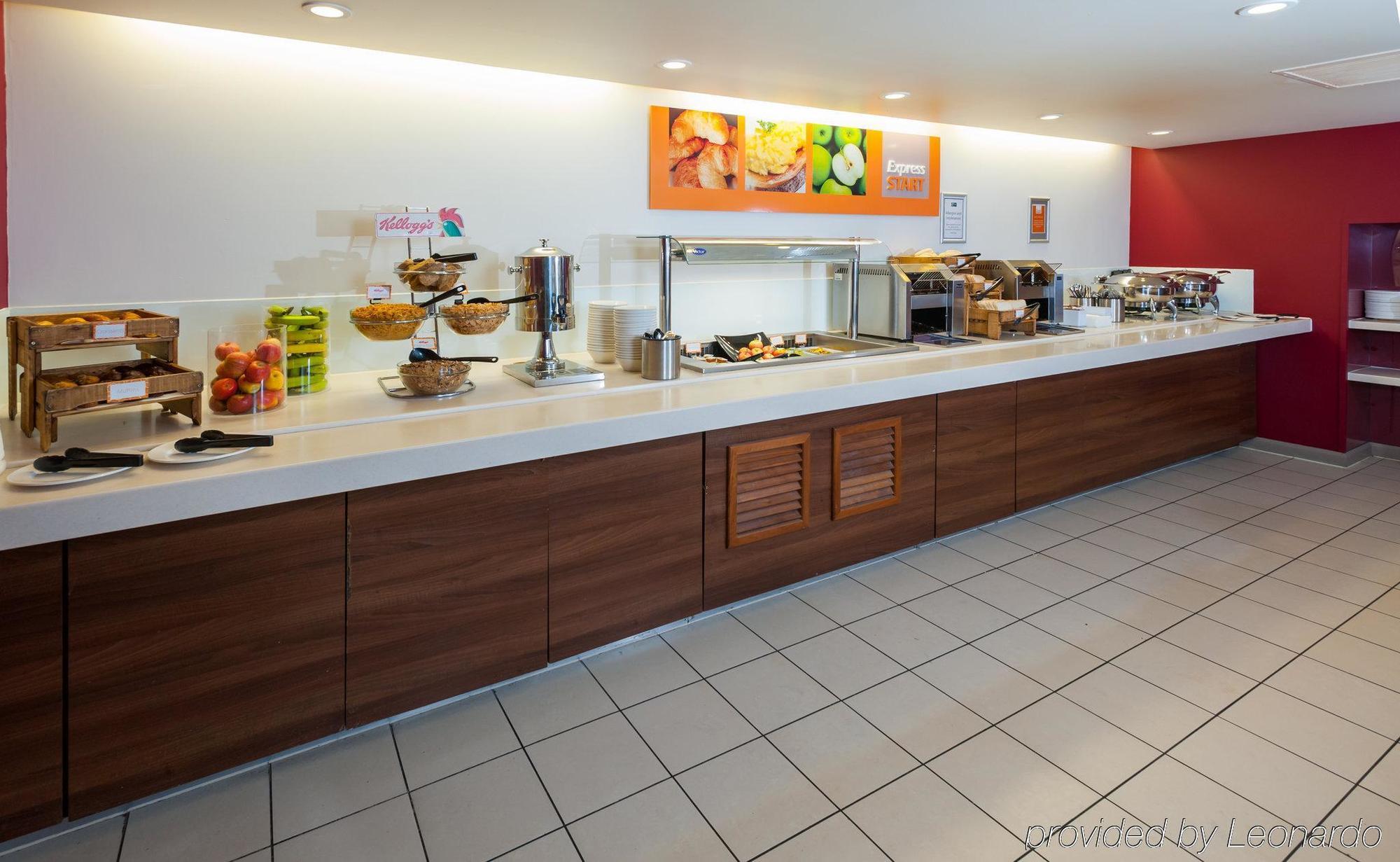 Hotel Express West By Ihg