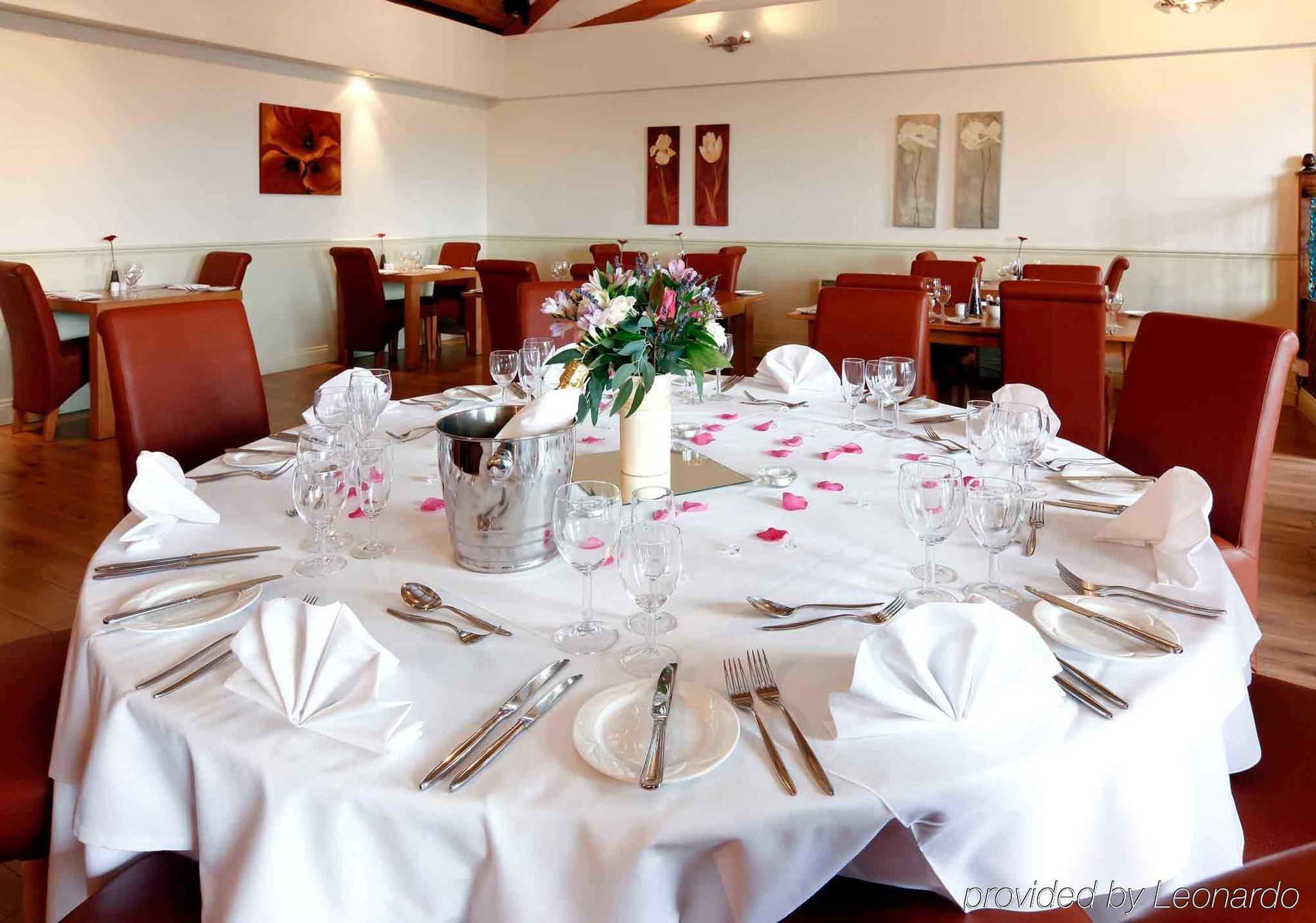 Hotel South Marston And Leisure Club Swindon