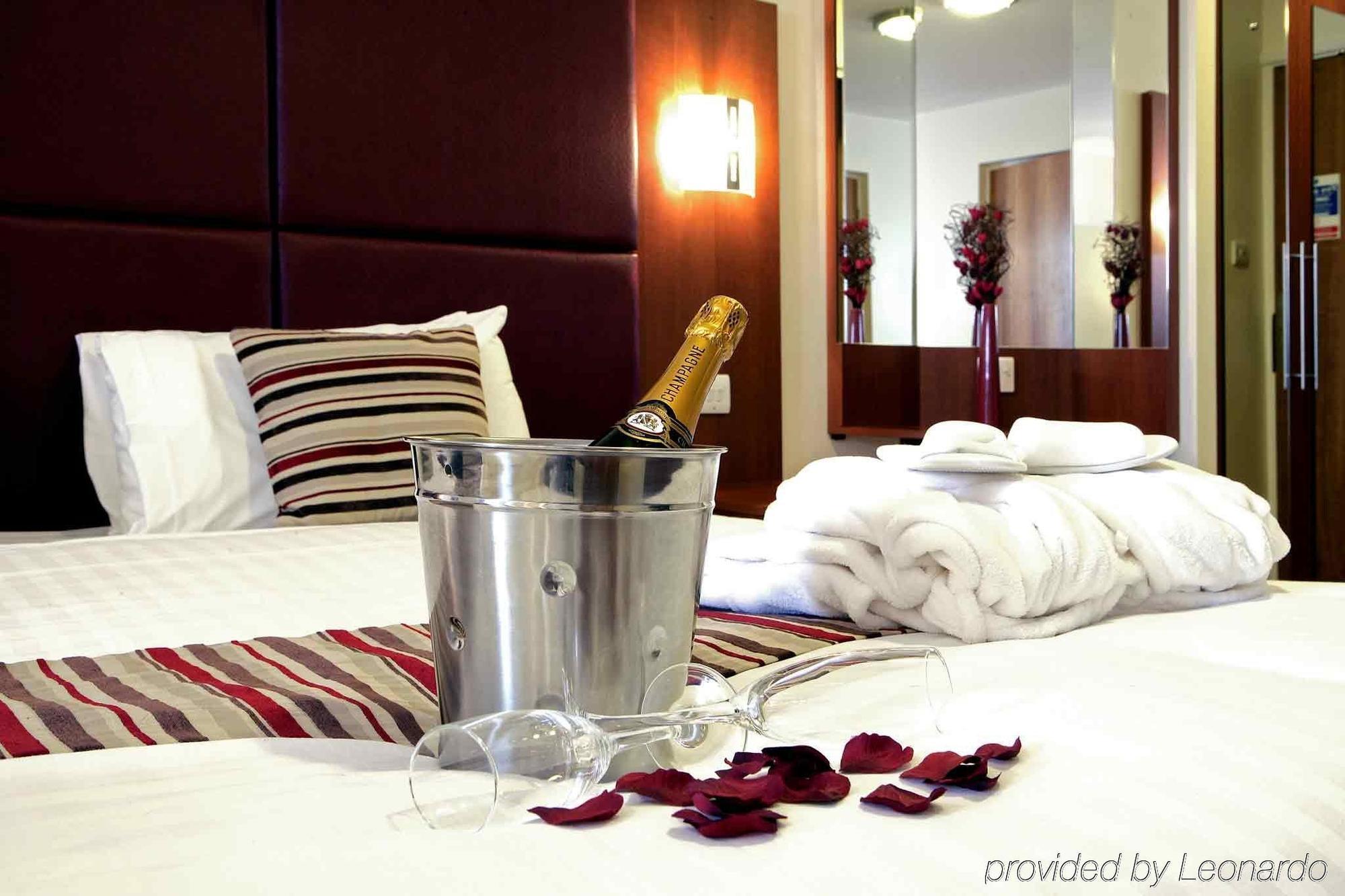 South Marston And Leisure Club 3* Swindon