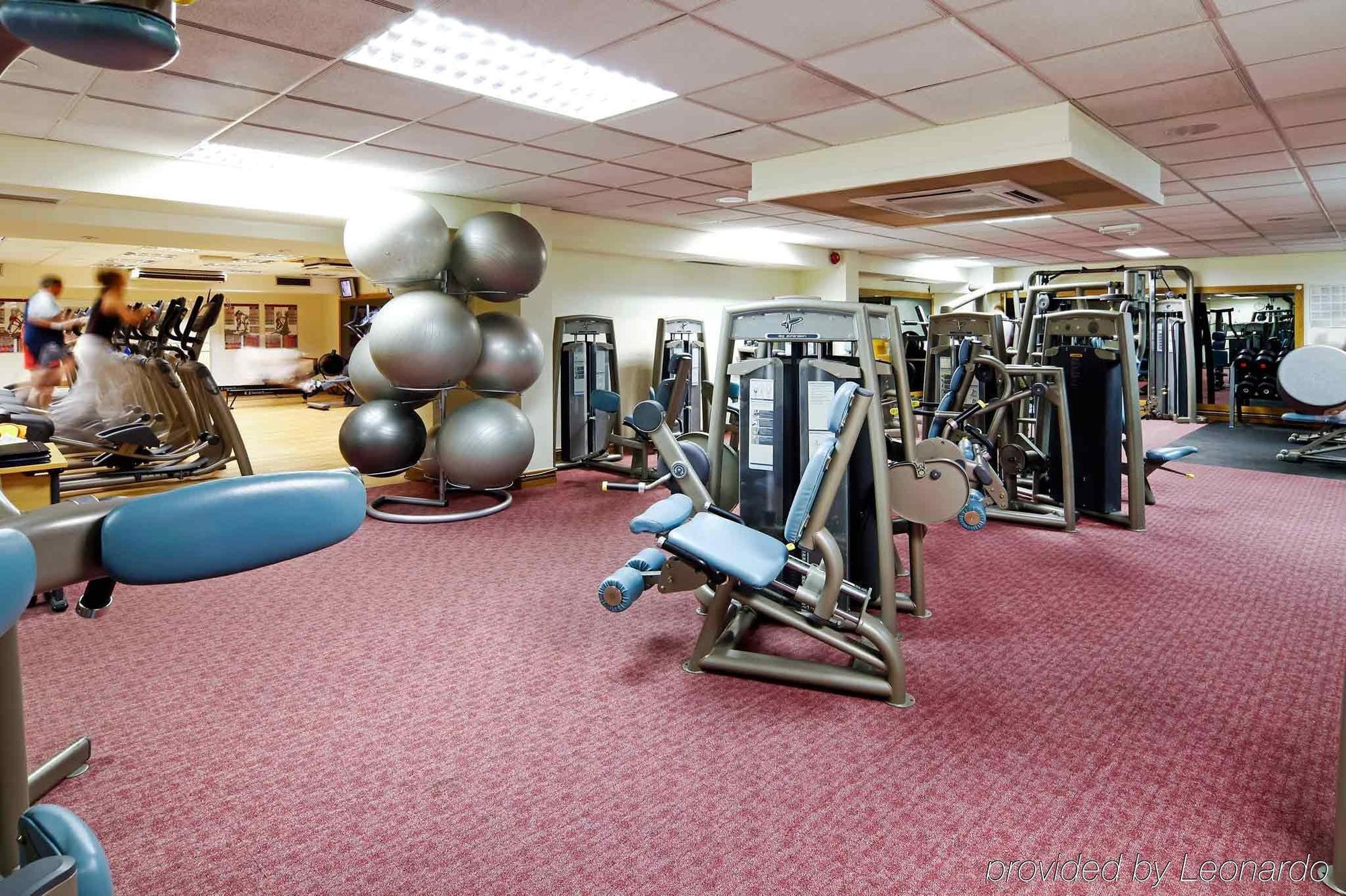 Hotel South Marston And Leisure Club Swindon