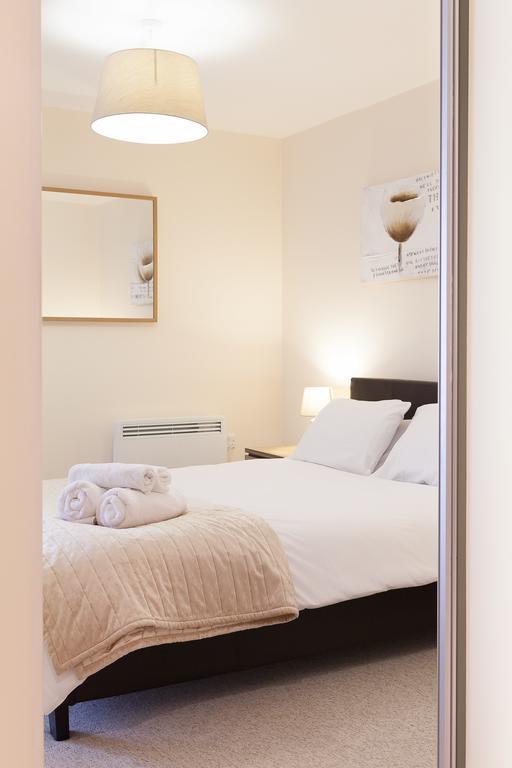 Paramount Apartment