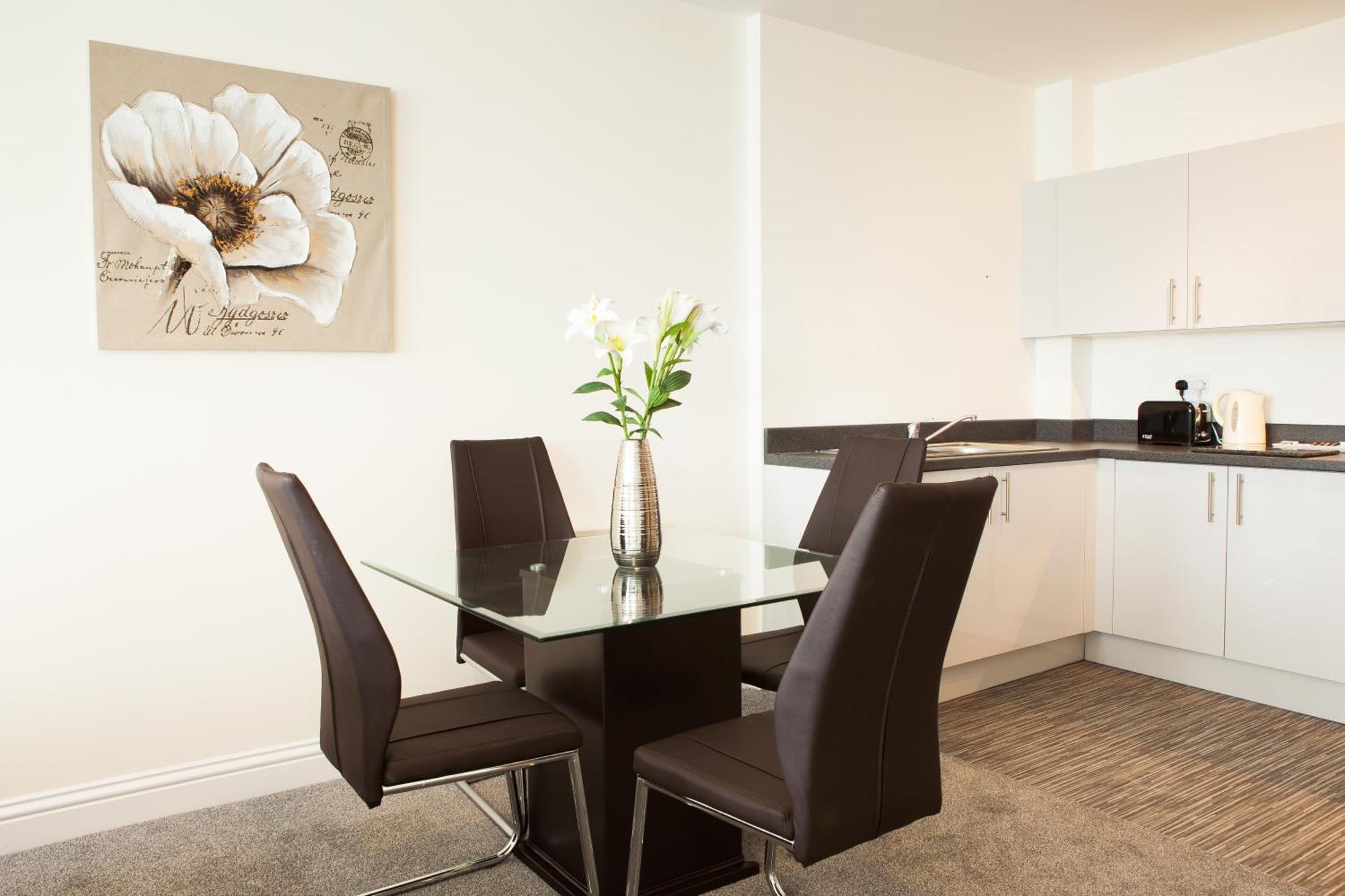 Apartment Guild House *