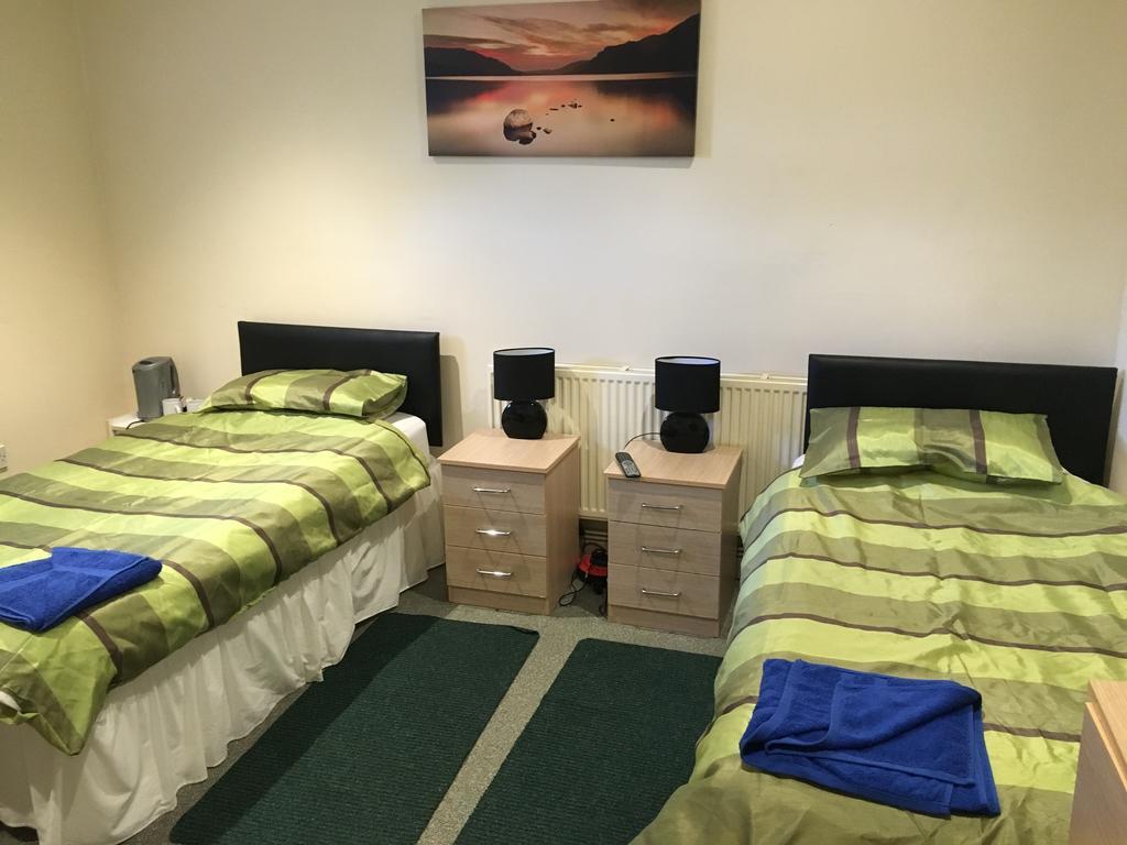 Duke Of Edinburgh Guest house *