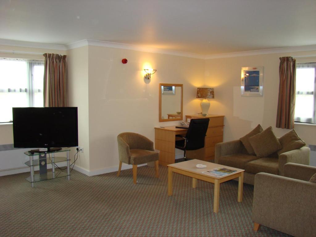 The Wiltshire Hotel, Golf And Leisure Hotel Swindon