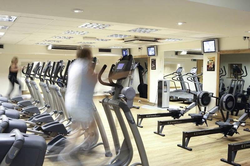 Hotel South Marston And Leisure Club 3*