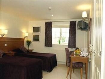 The Crown Hotel Swindon