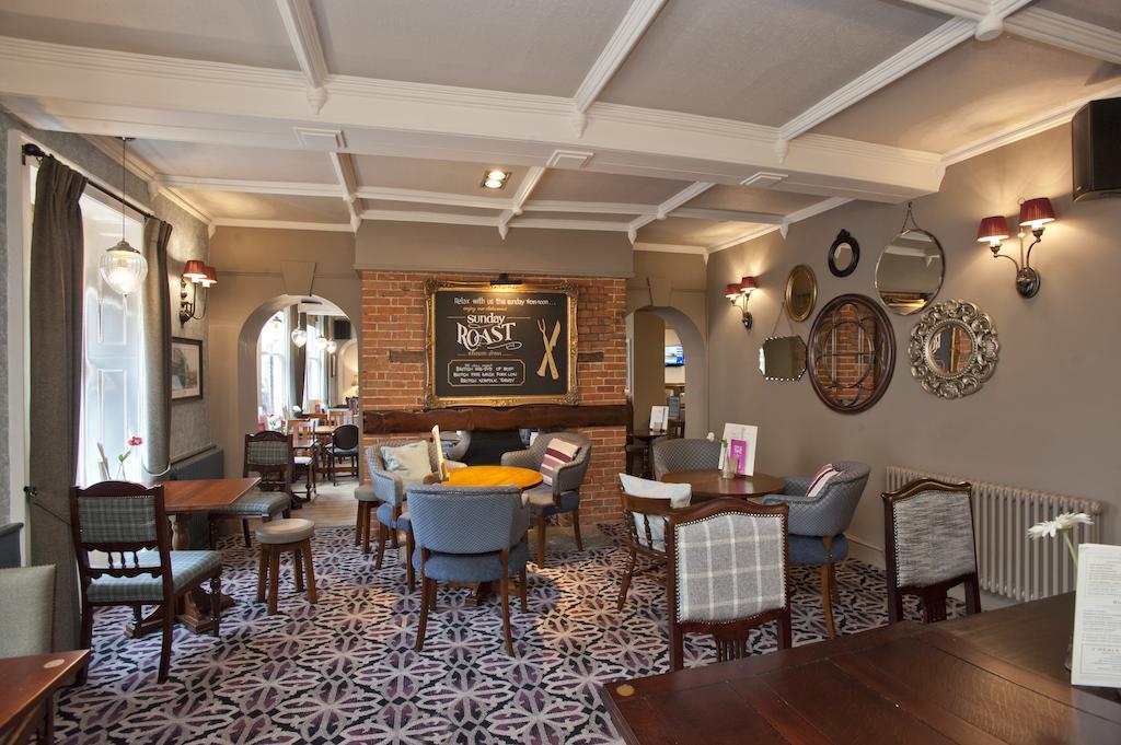 Khách sạn The Goddard Arms 3*