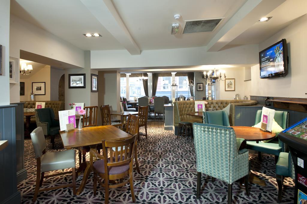 The Goddard Arms 3*