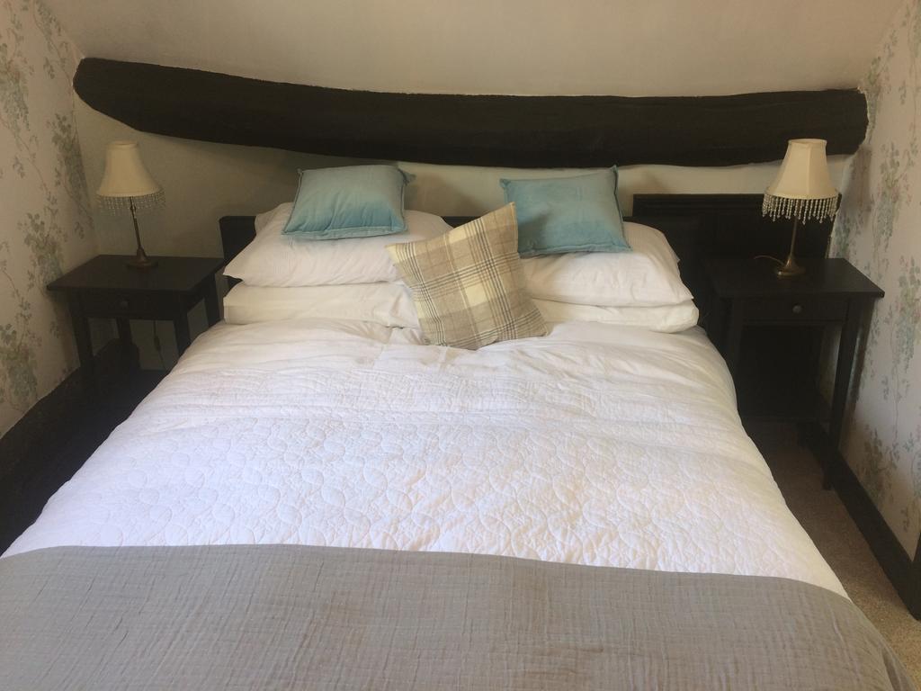 The Three Horseshoes Annex Guest house