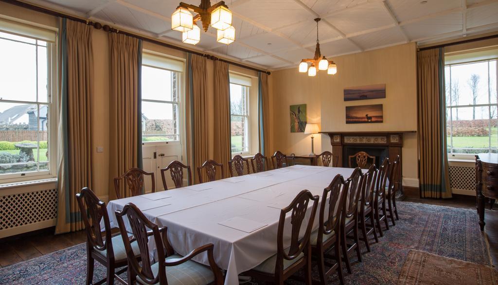 Overtown Manor Bed & Breakfast Swindon