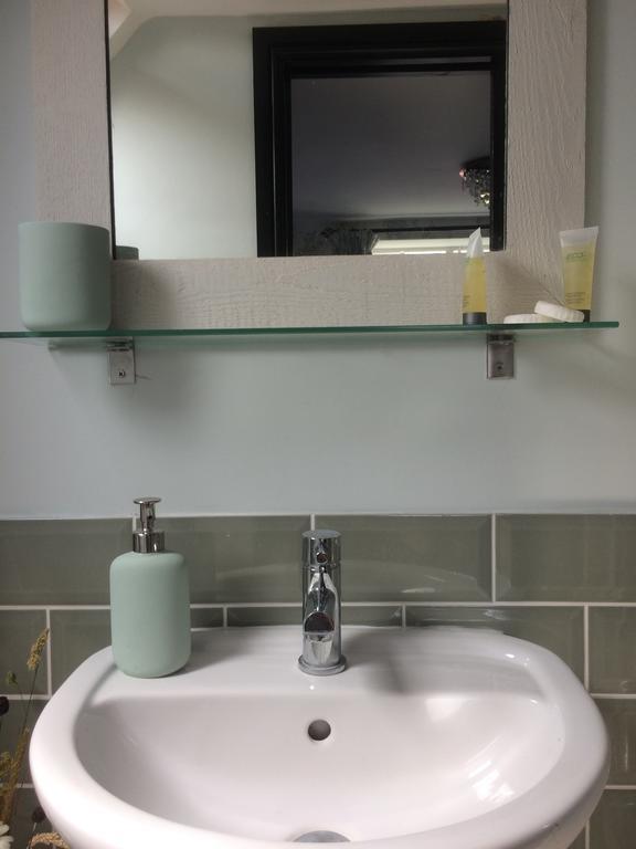 Guest house The Three Horseshoes Annex 4*