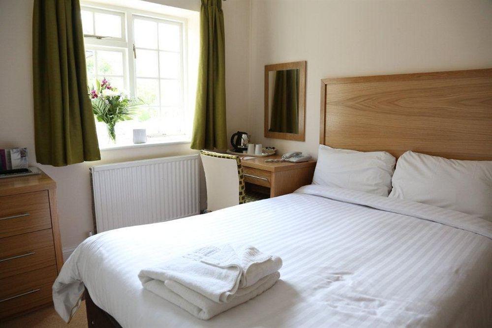 Marsh Farm Hotel 3*