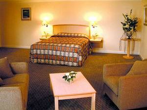 Western The Wiltshire & Country Club Hotel 3*