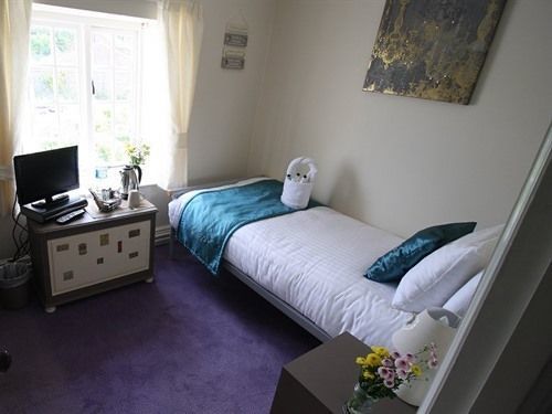 The Village 3*