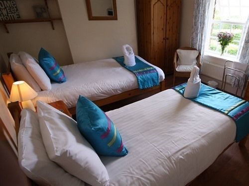 The Village 3* Swindon
