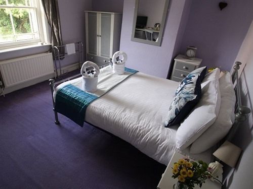 Inn The Village Swindon