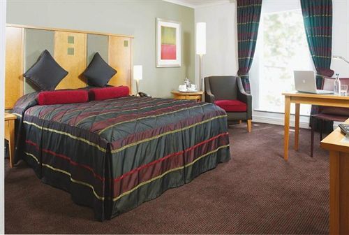 Alexandra House Hotel Swindon