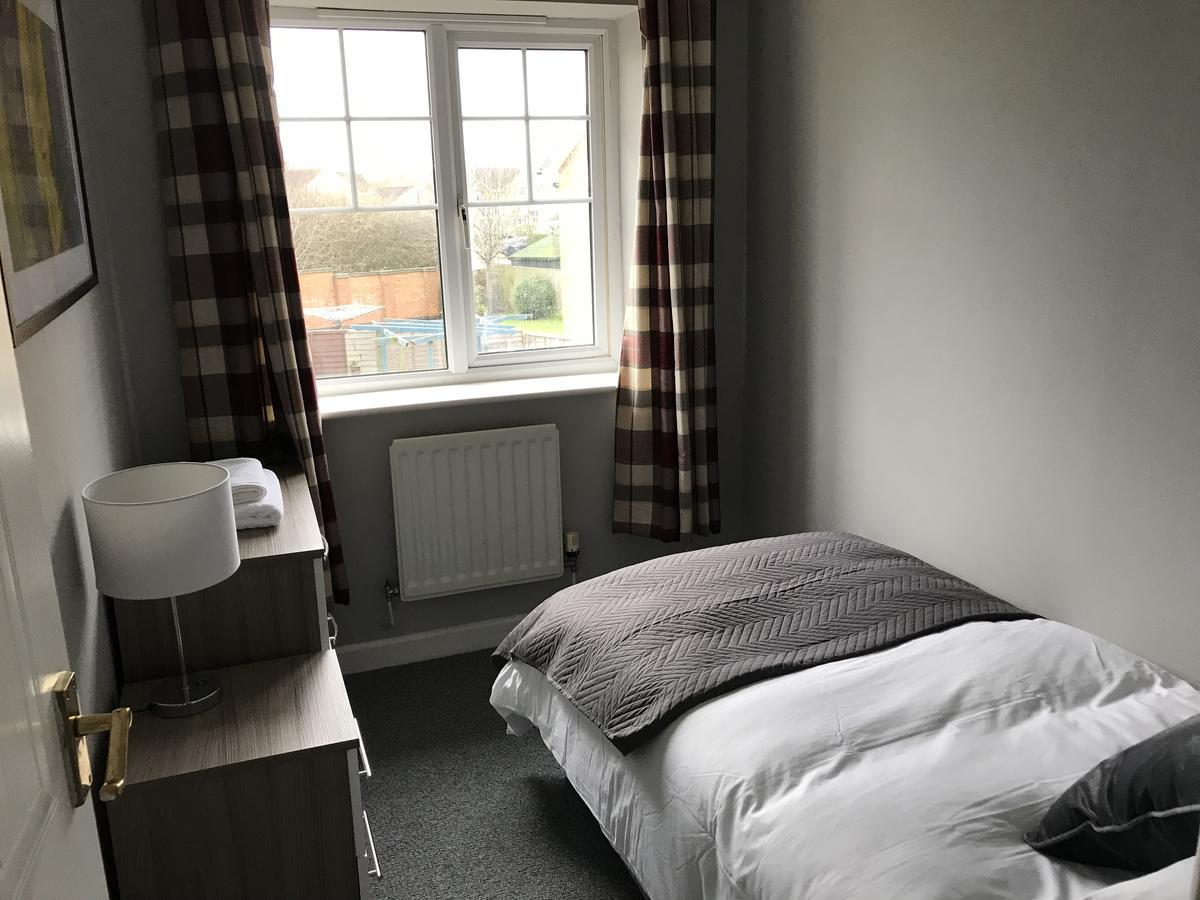 Delight Marvel - Orchard House Holiday home Swindon