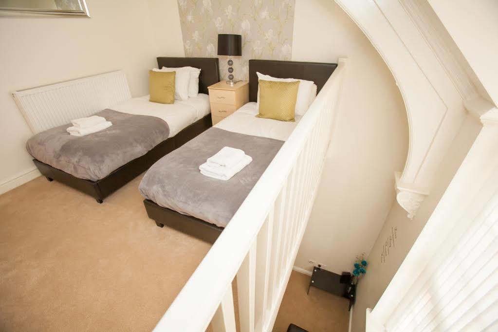 Hamilton Grace - Wessex Court 4* Swindon