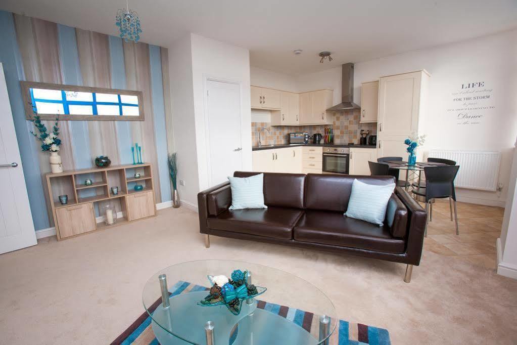 Hamilton Grace - Wessex Court 4* Swindon