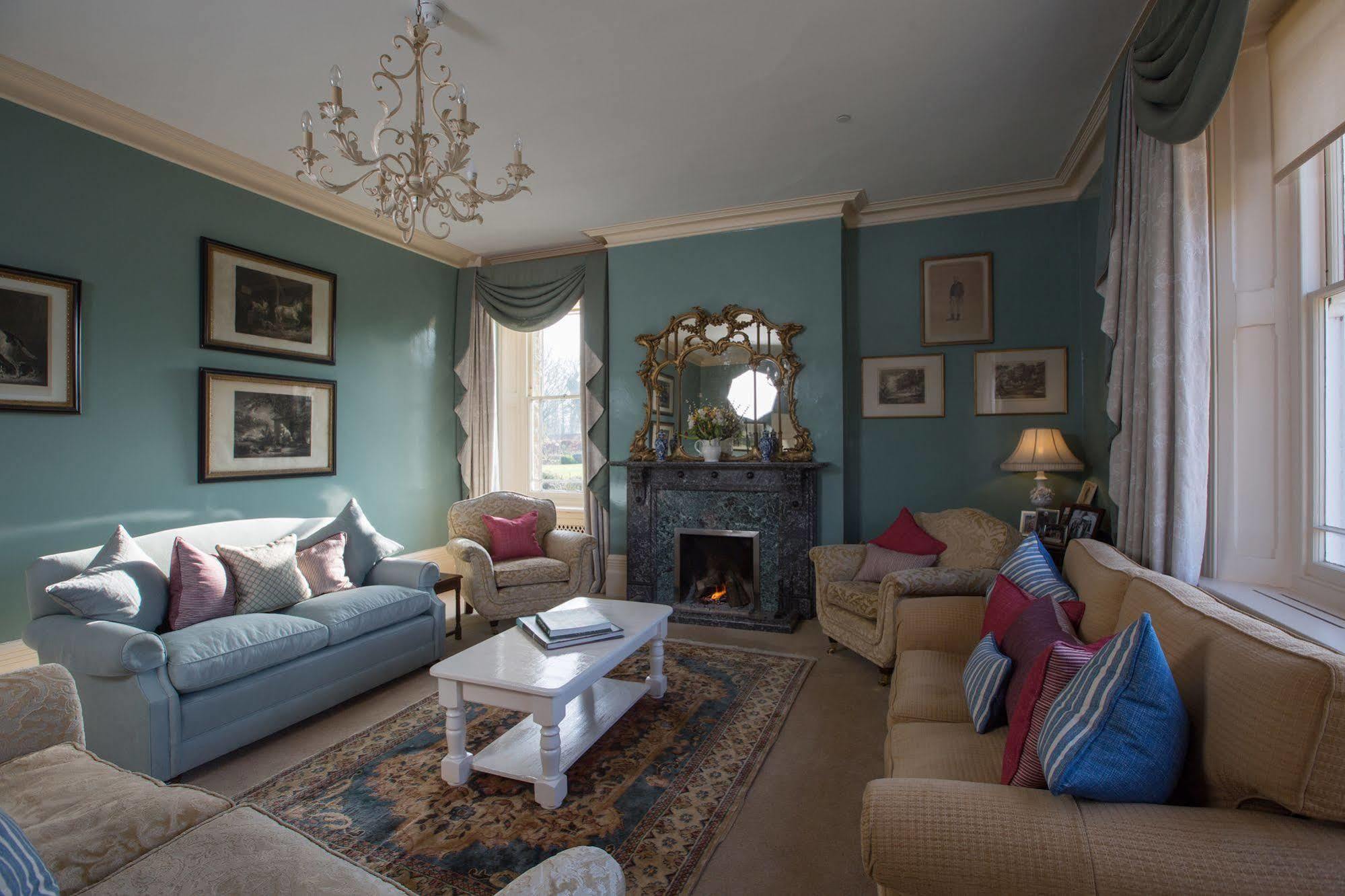 Overtown Manor Bed & Breakfast
