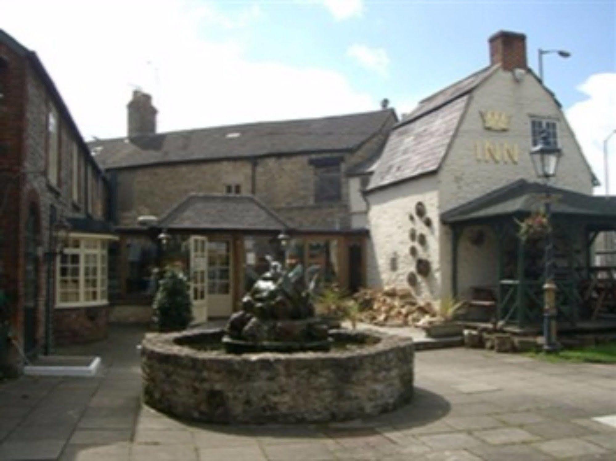 The Crown Hotel Swindon