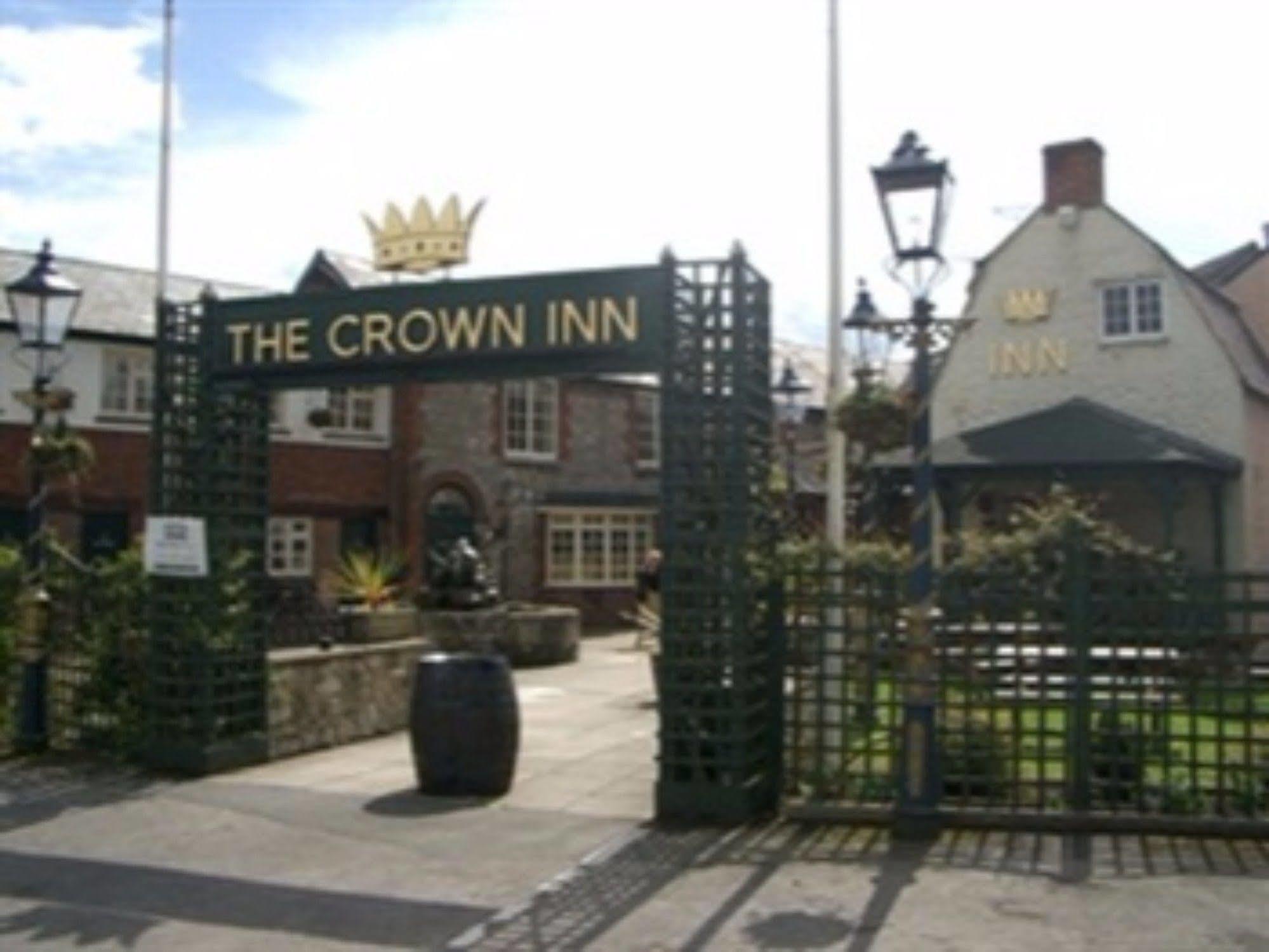 The Crown 3* Swindon