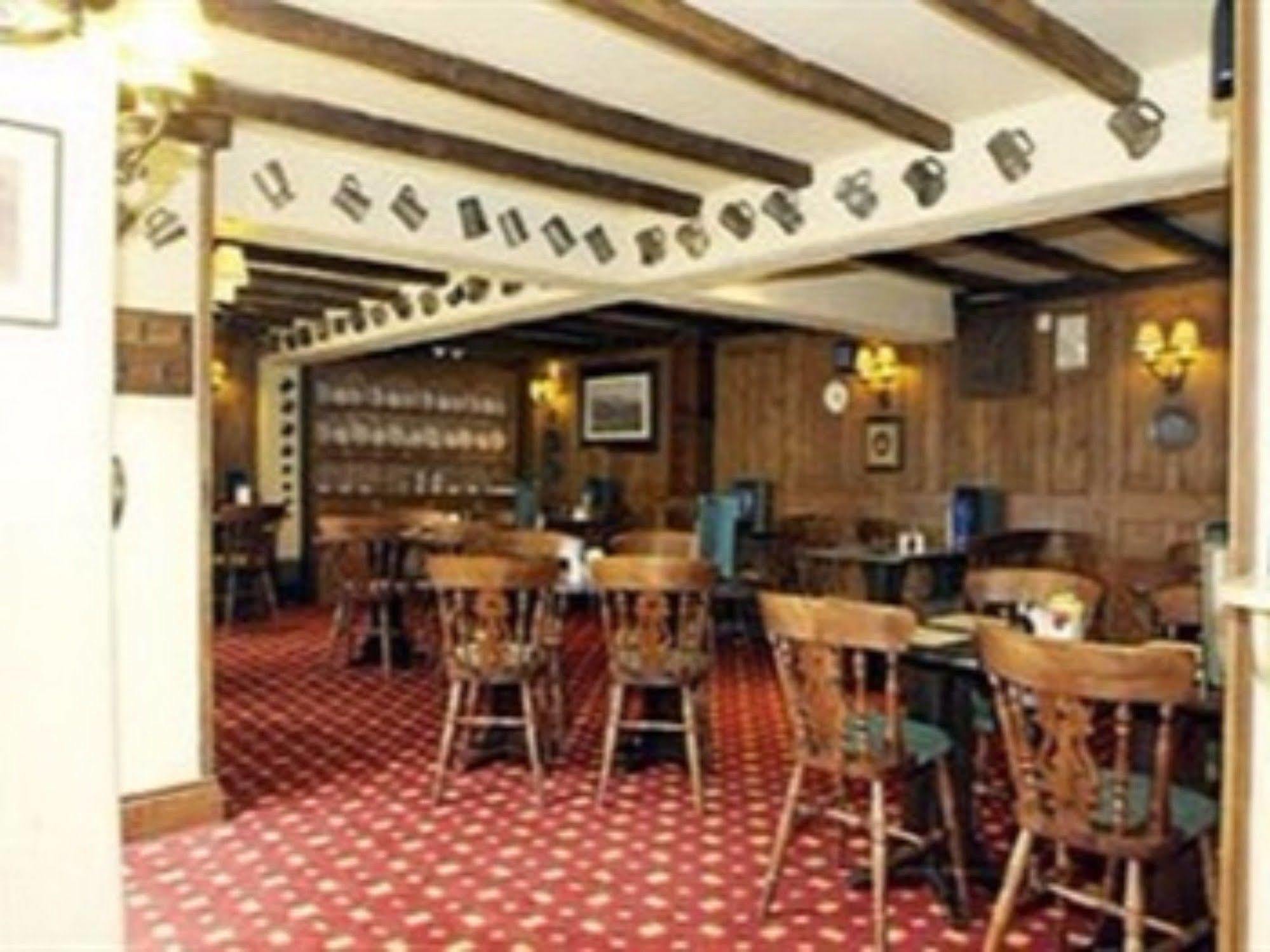 Hotel The Crown 3*