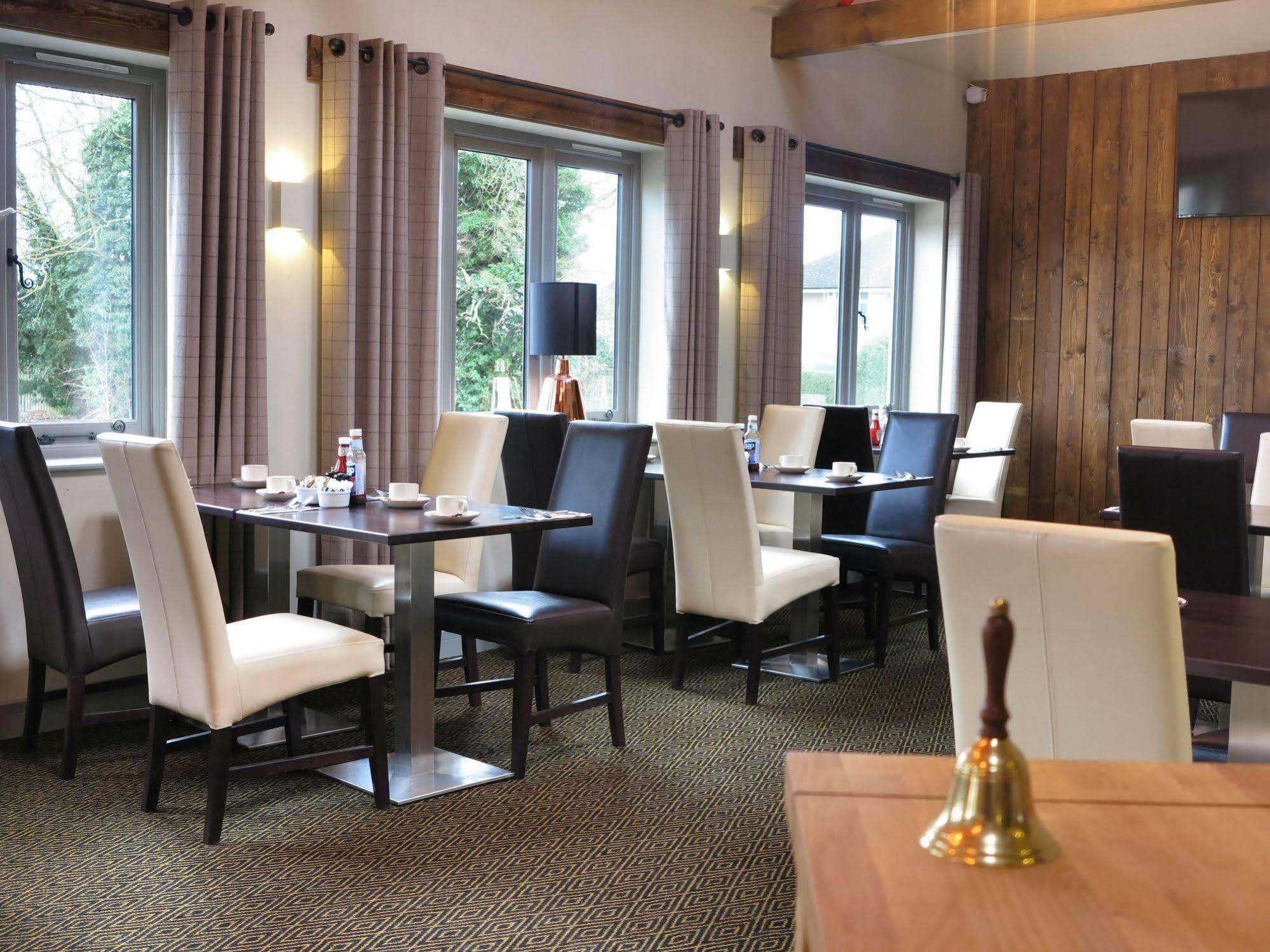 Bed & Breakfast The White Hart, Wroughton