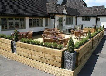 The White Hart, Wroughton Bed & Breakfast
