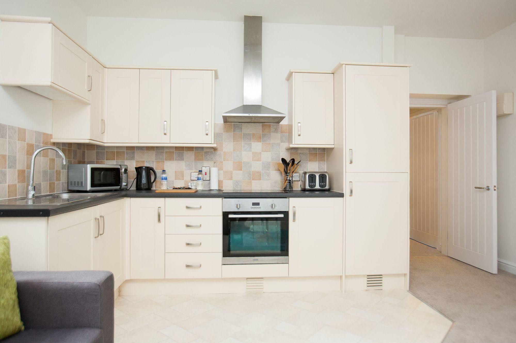 Hotel Hamilton Grace - Wessex Court 4*